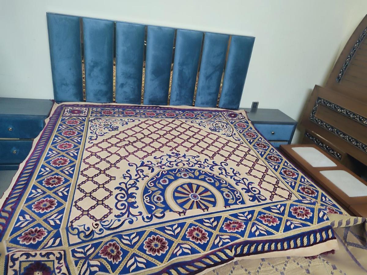 Lavish Residency Guest House Fasial Town Равалпинди Екстериор снимка