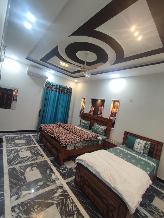 Lavish Residency Guest House Fasial Town Равалпинди Екстериор снимка