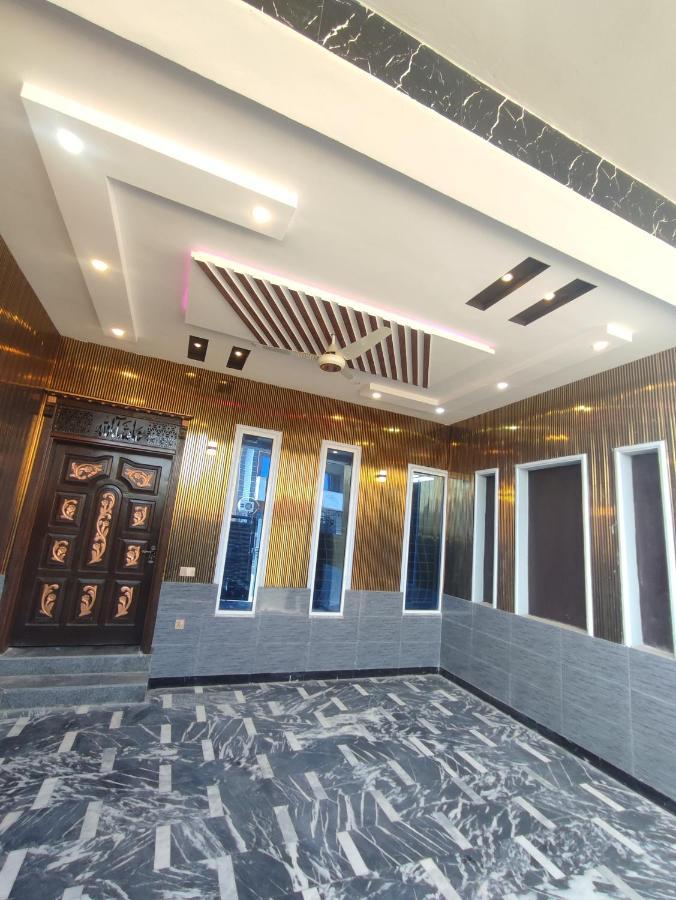 Lavish Residency Guest House Fasial Town Равалпинди Екстериор снимка