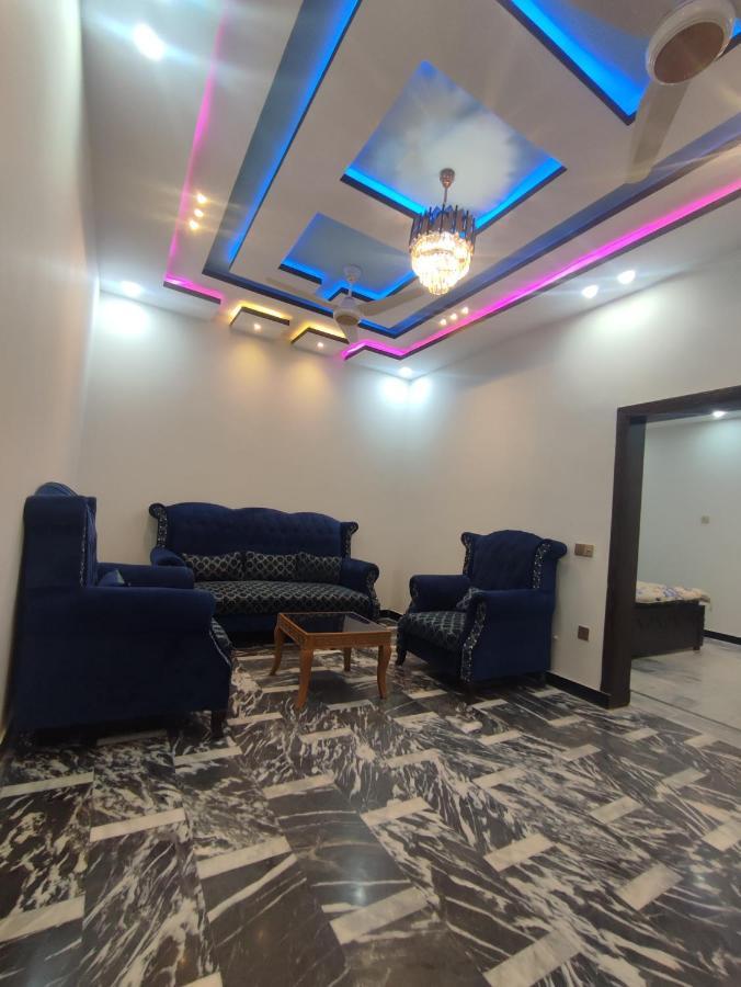 Lavish Residency Guest House Fasial Town Равалпинди Екстериор снимка